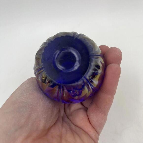 Carnival Art Glass Iridescent Swirl Teardrop Paperweight Ring Holder - Picture 3 of 5